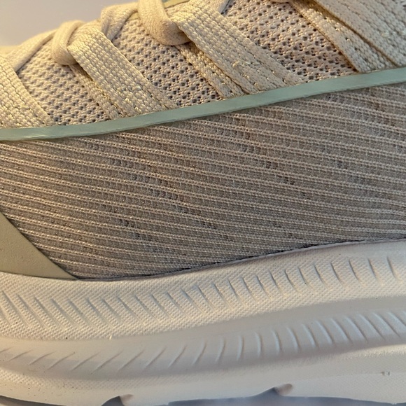 Hoka Beige and Light Blue Running Shoes - Picture 6 of 13